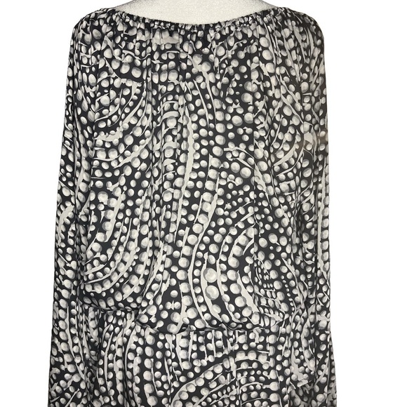 Ellen Tracy Women's Black and White Patterned Top with Peplum Size Large - Picture 3 of 6